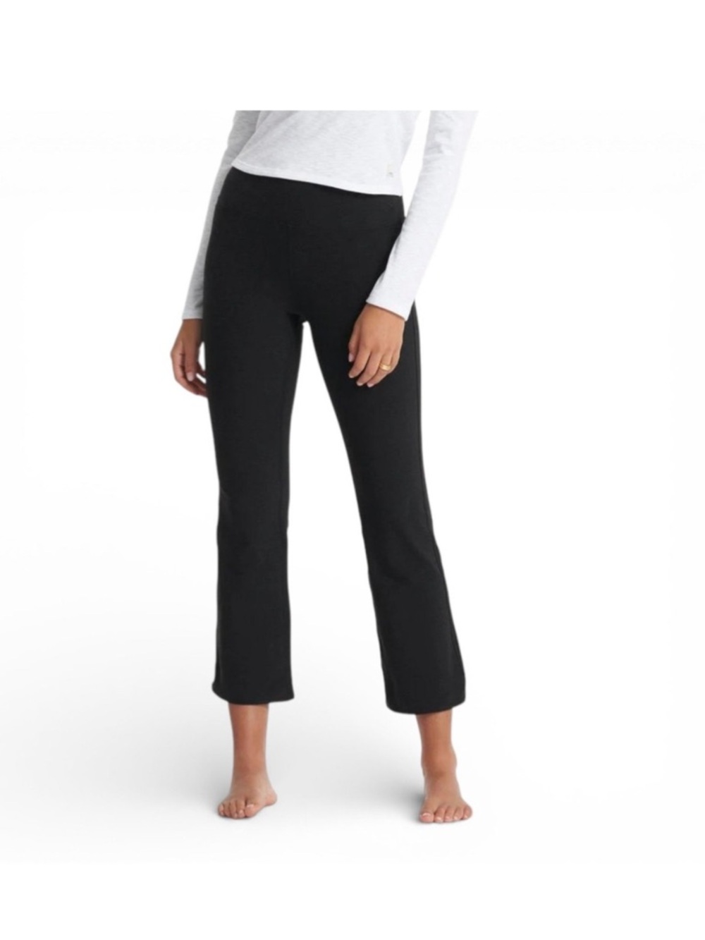 Vuori Women’s Black Cropped Lounge Pants